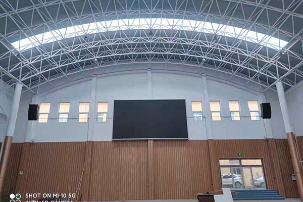 濟南市高鐵西站體育館選用爵士龍線陣音箱系統(tǒng)